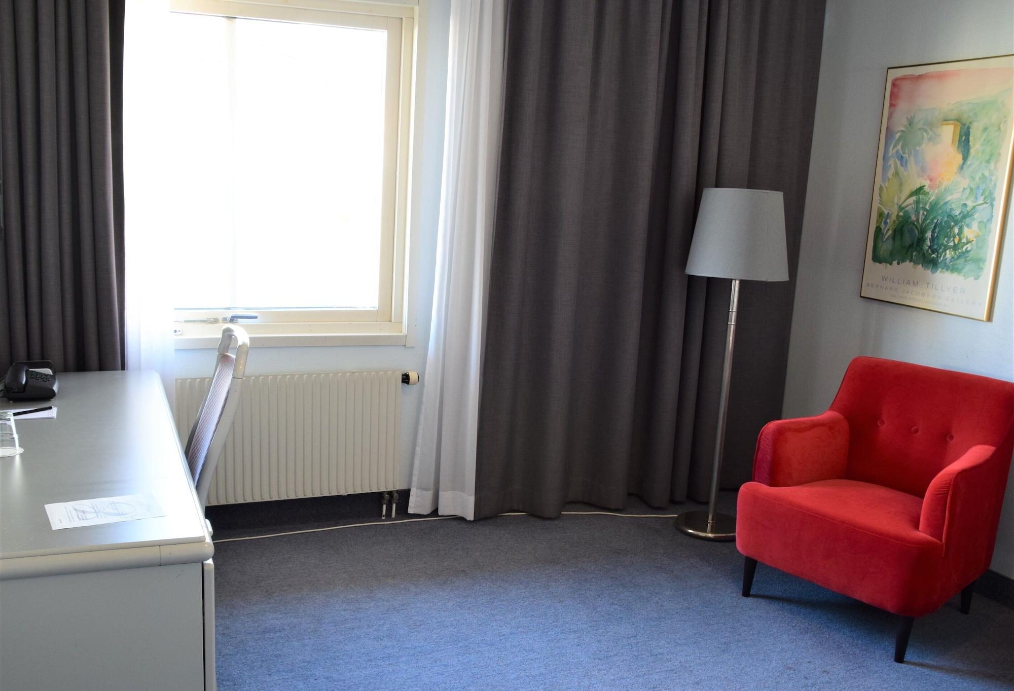 Hotell Erikslund 恩厄尔霍尔姆 外观 照片